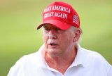 trump-liv-golf-photo.jpg